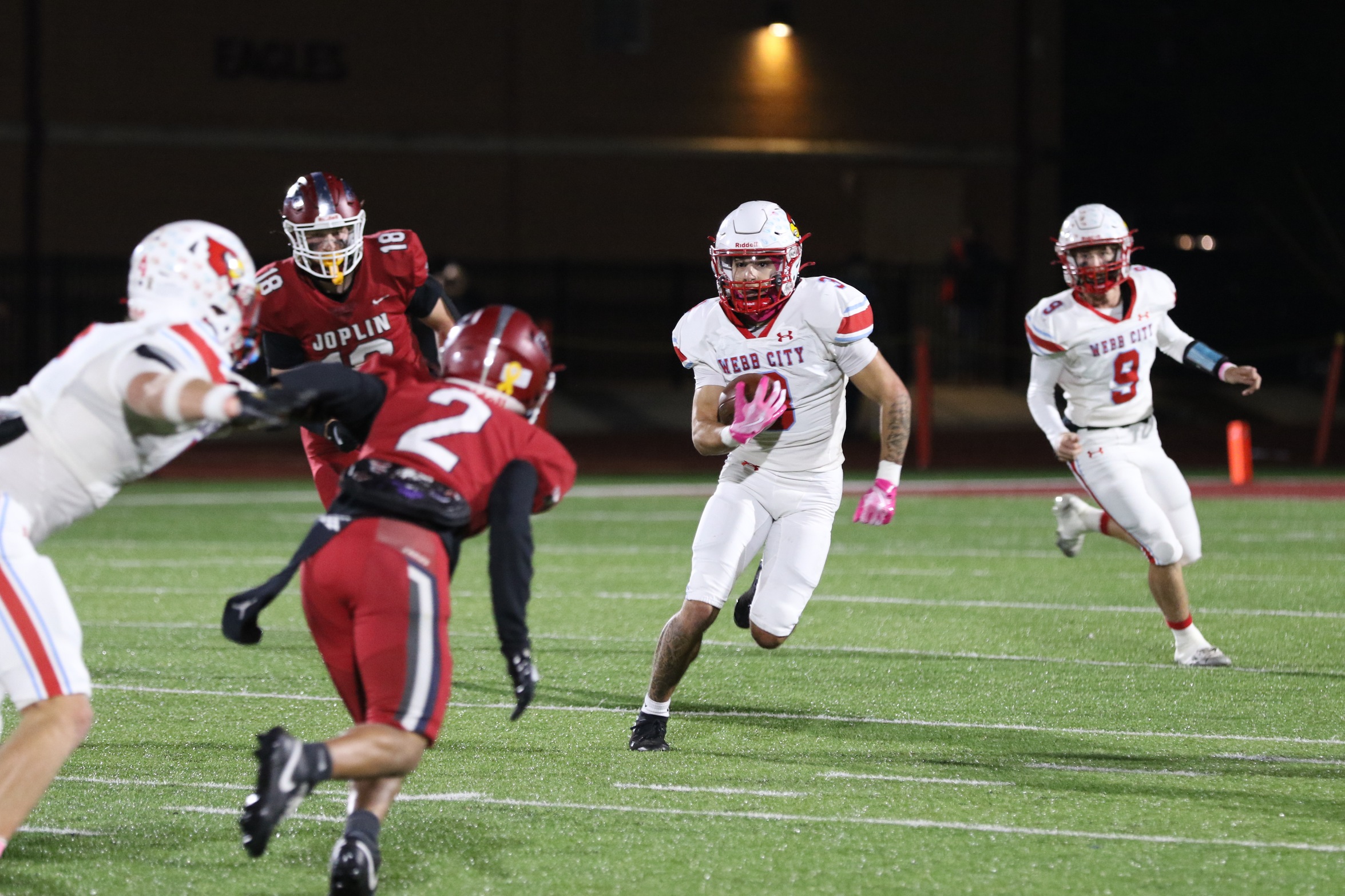 Cardinals finish strong in a 42-28 win at Joplin