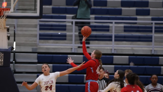Big third quarter leads Cards to 20th win of the season